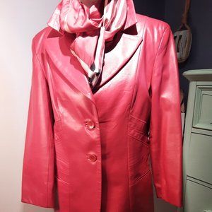 Dimitri, Veston de cuir souple rouge